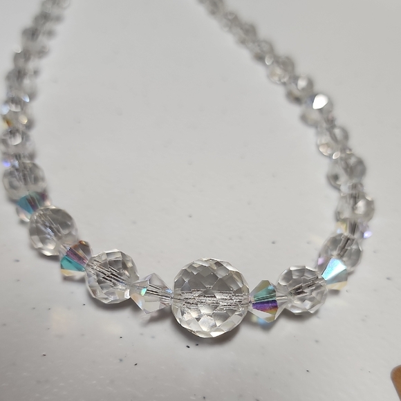 Elegant Crystal Necklace 20 inch Glow  0002 - Picture 7 of 16